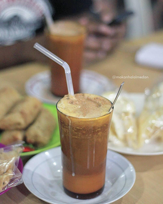 5 Rekomendasi Teh Susu Telur Paling Enak di Medan