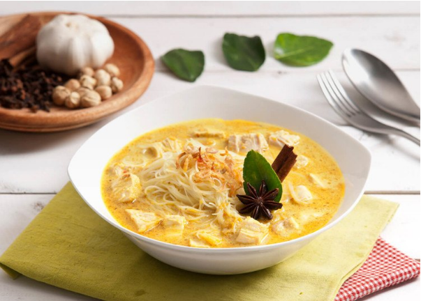 3 Tempat Makan Menyantap Kari Bihun Medan yang Enak