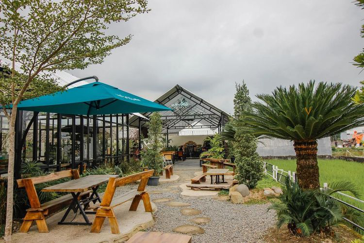 30+ Tempat Nongkrong di Medan yang Nyaman dan Cocok untuk Ngumpul Bareng Teman