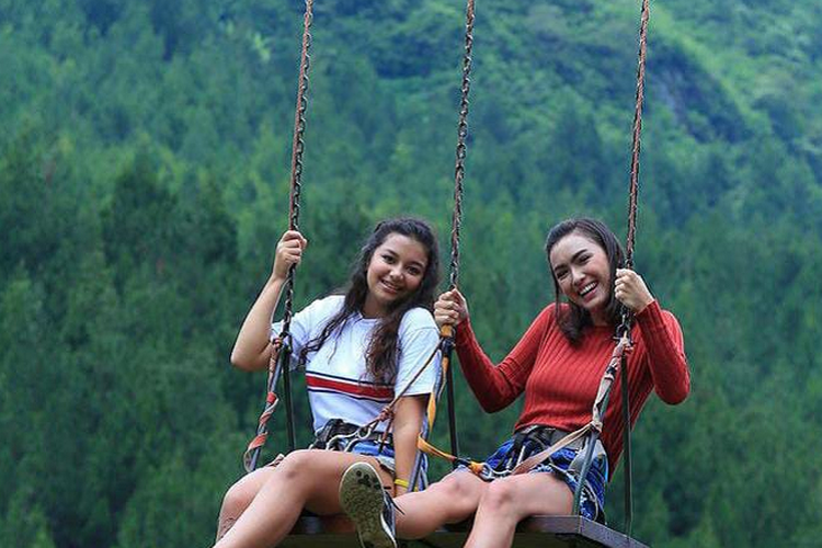 10 Tempat Healing di Medan: Cocok untuk Healing Bareng Keluarga